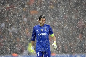 开云APP-克瓦拉茨赫利亚，在美土夹缝中，以足球为母语书写格鲁吉亚史诗