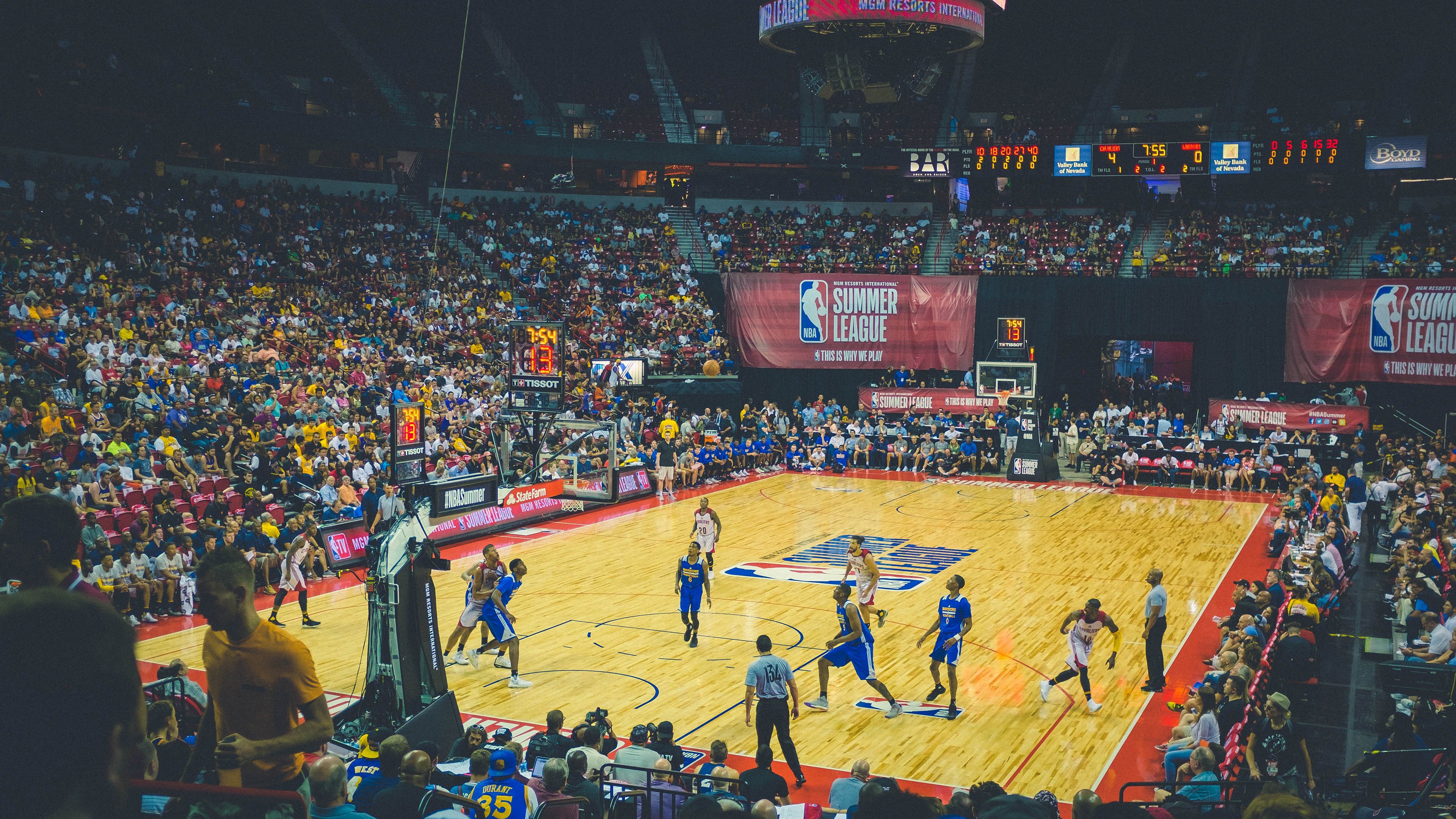 布雷默的叹息，当蓝黑铁壁在西班牙阳光下融化